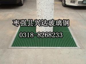 䓸