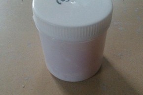 a֬