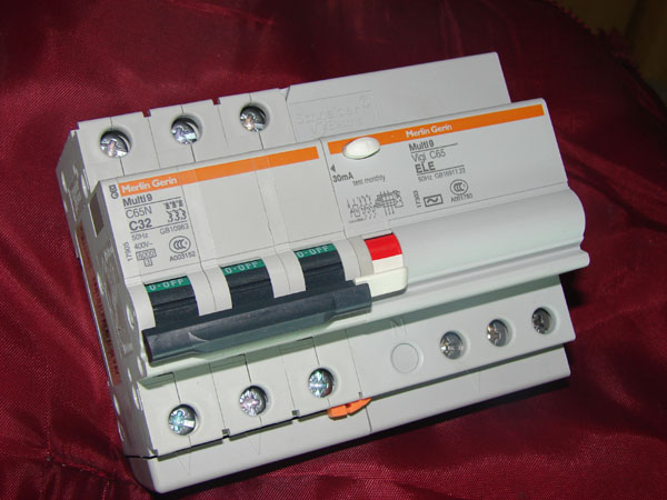 C65N 2P D16Aʩ͵·