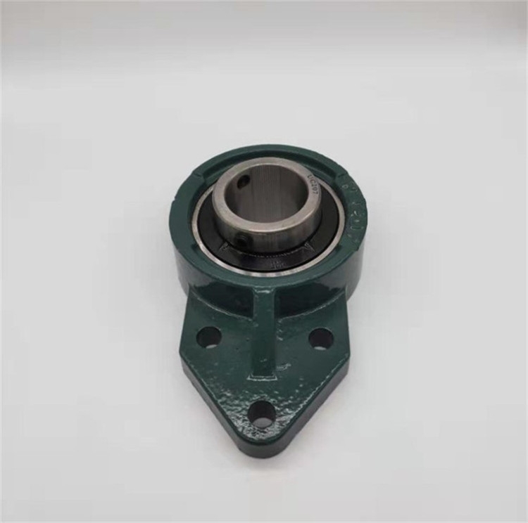 UCFB209S   UCFB209S