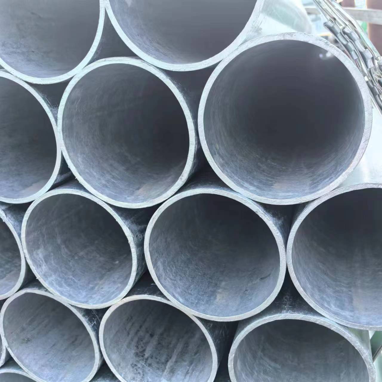 \䓹 \