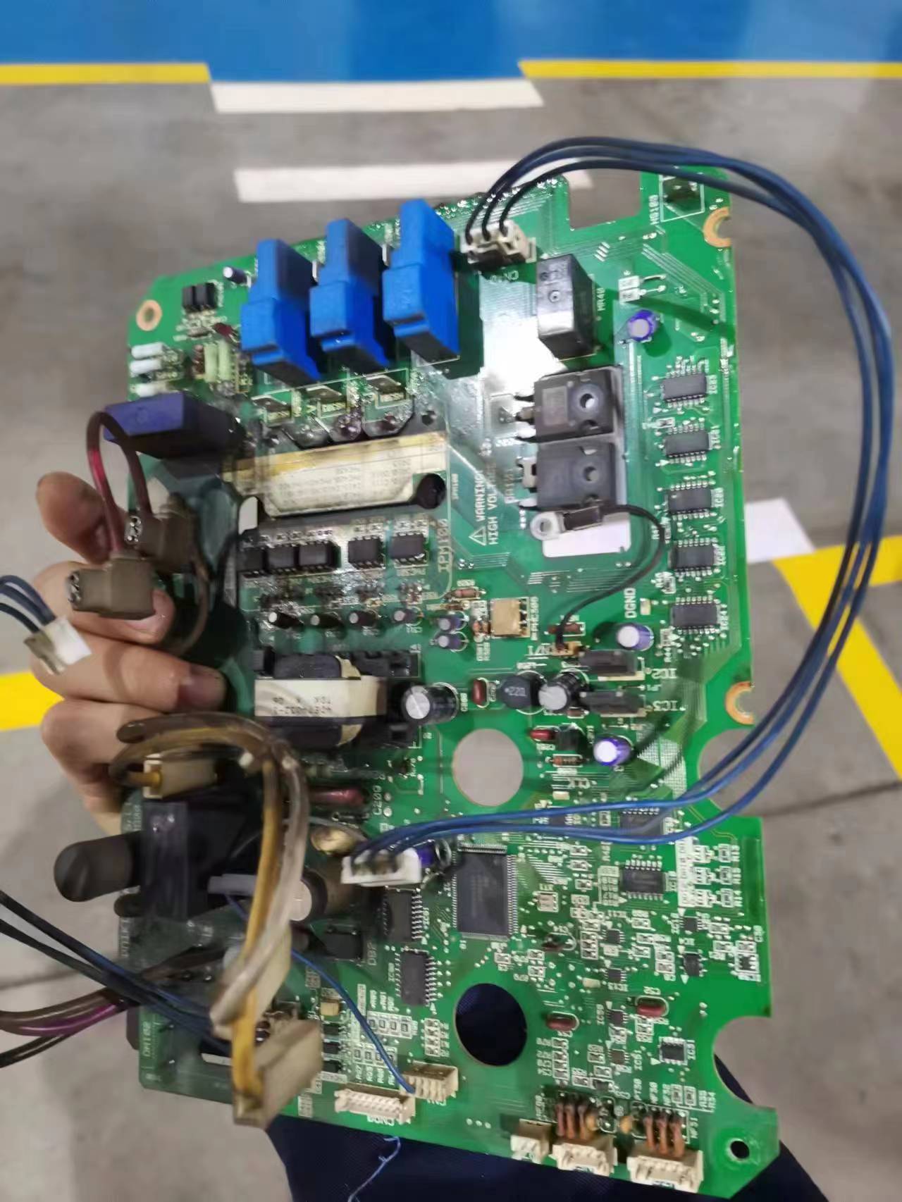 SɽDAIKIN׃lCԒ