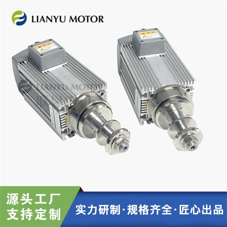 LIANYU ؊Aɰ݆Pٴĥ늙C 3000D Si30/32A䏱P늙C