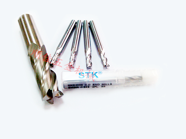 STK⒰㊵ M42 Co8%䓵 Ӣ 24о