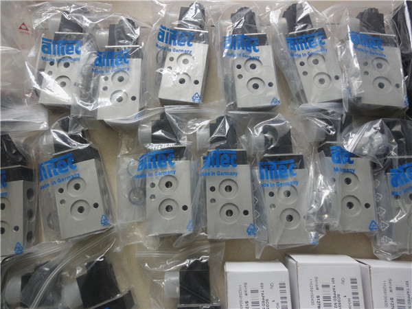 AIRTECֱӈA^yE-25-310؃r