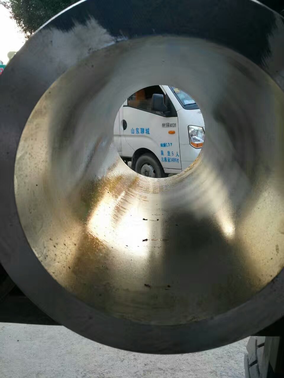 rF؛