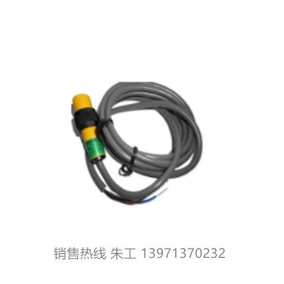 {Q5XKLAF2000-Q8