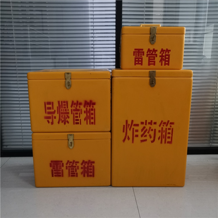 䓻Ʒ y