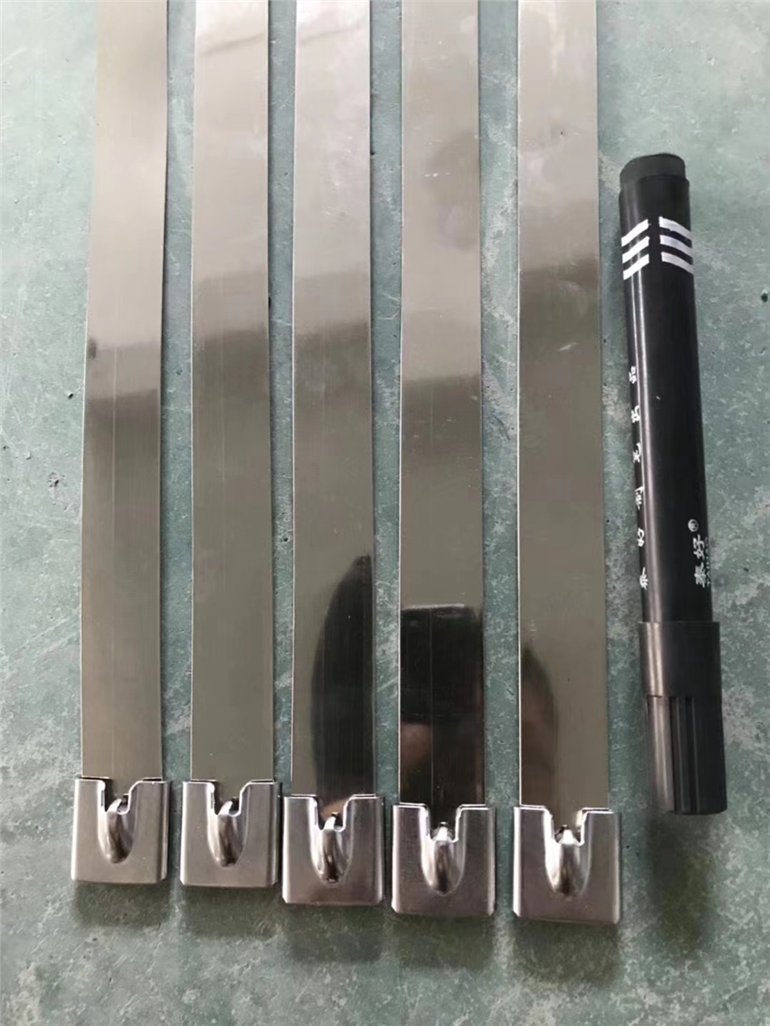 S304P䓲600x0.03mm