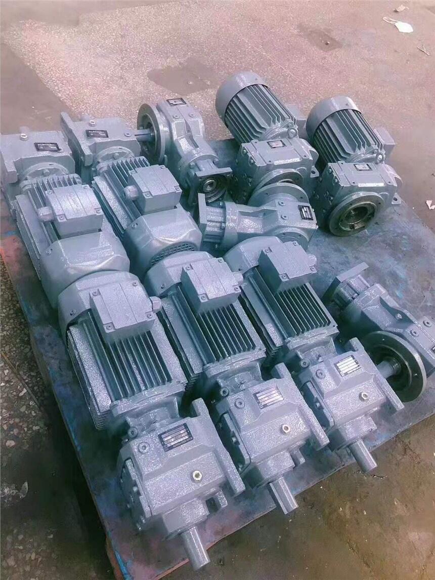 SAF87R57DR63S4΁UpKA67R37DRS80S4XpR_