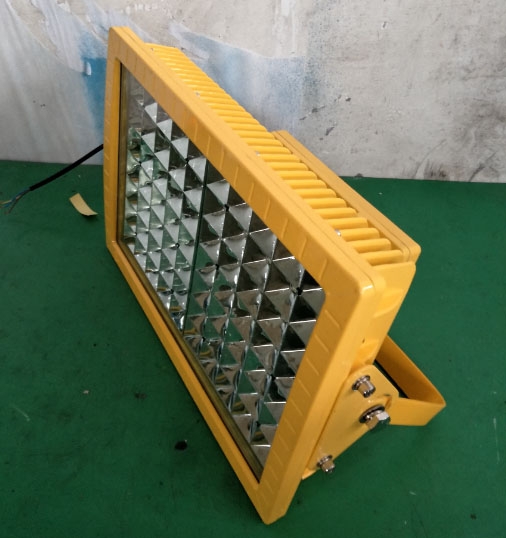 LEDͶLHB8670C