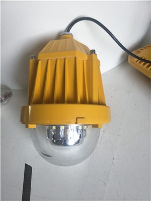 LED̑Bƽ_NFC9185