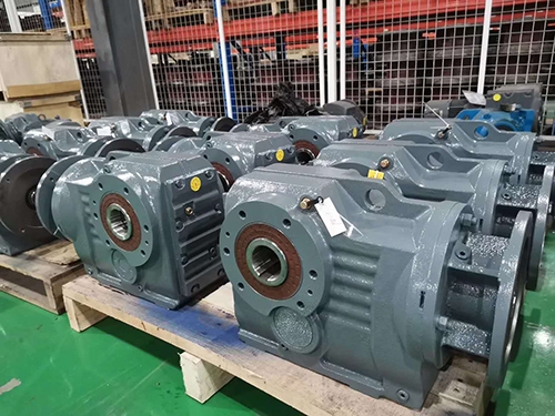 RF137-55KW-4P-M1бXX݆p늙C